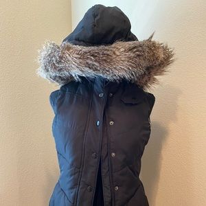 Banana Republic Puff Vest
